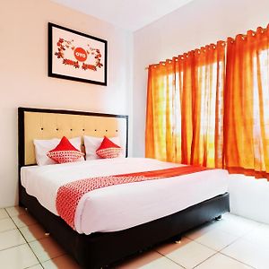 Oyo 622 Bakti Homestay